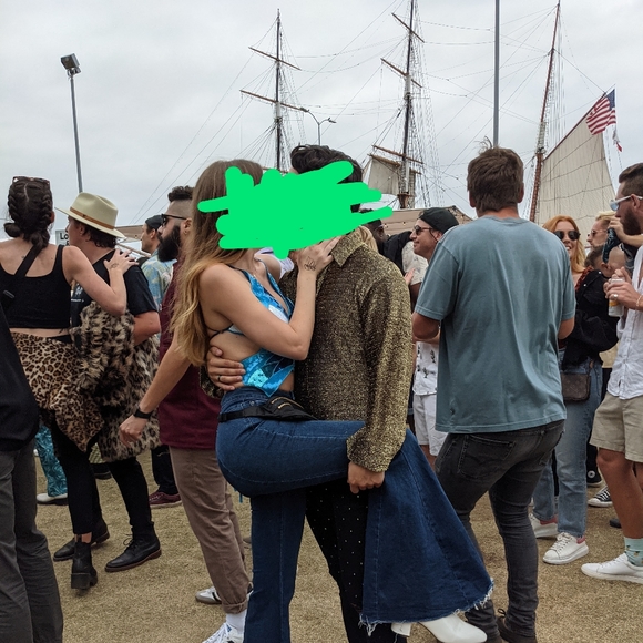 About Me - Picture 3 of 6